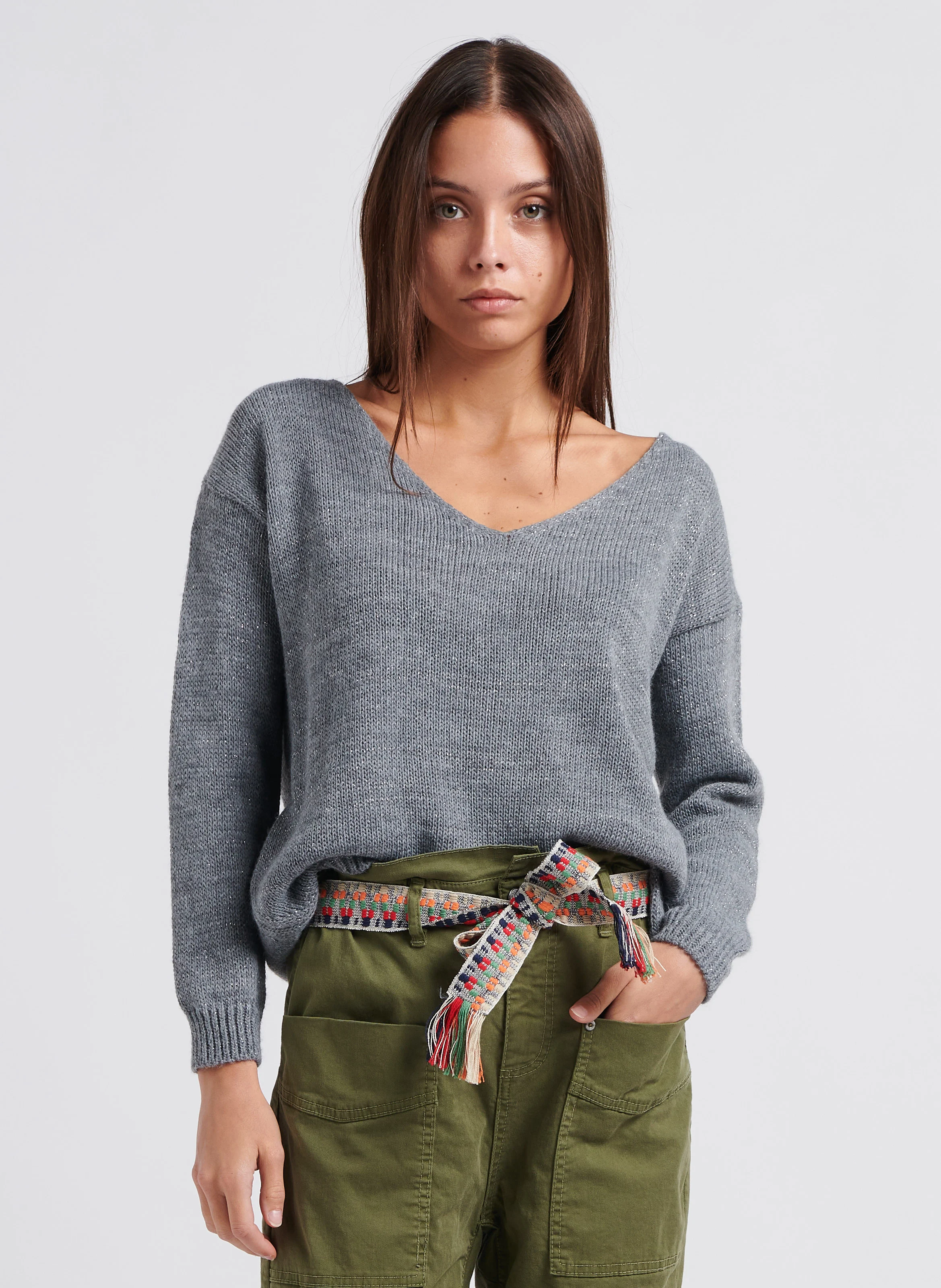 Pull col V en maille métallisée | Gris