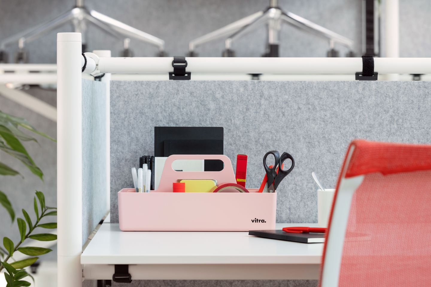 Opbergbox Vitra Toolbox RE pale rose