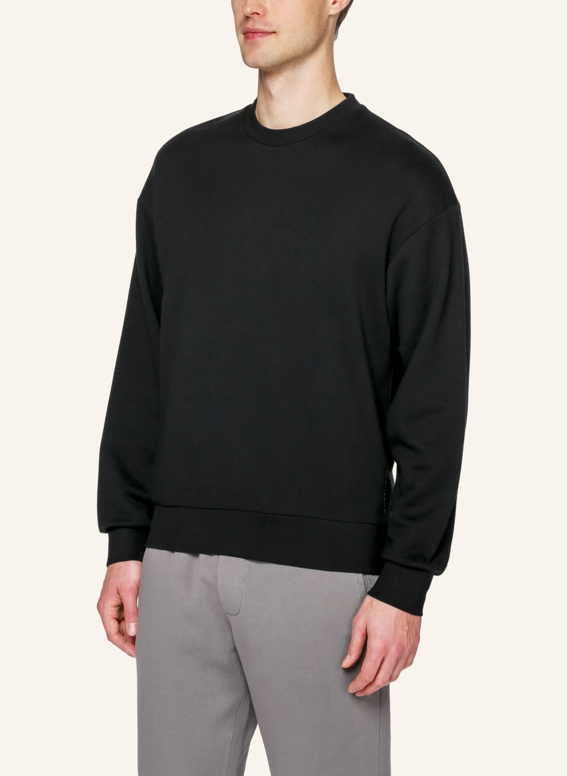 TRUSTED HANDWORK Oversized 1/1-Sleeve Sweatshirt w.Dropped Shoulder