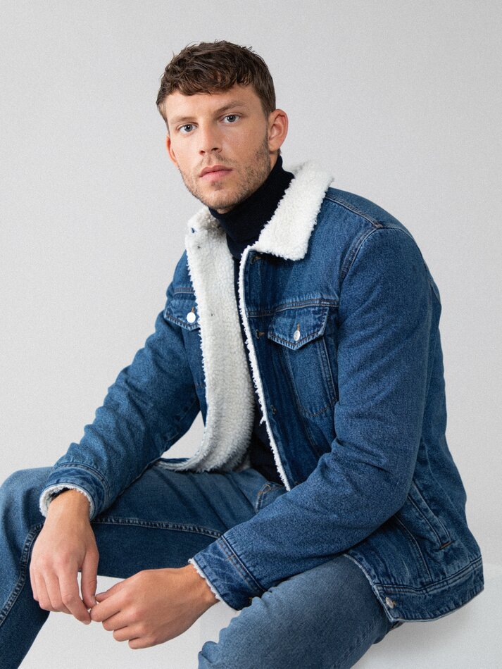 Jaqueta jeans com forro de sherpa - Índigo