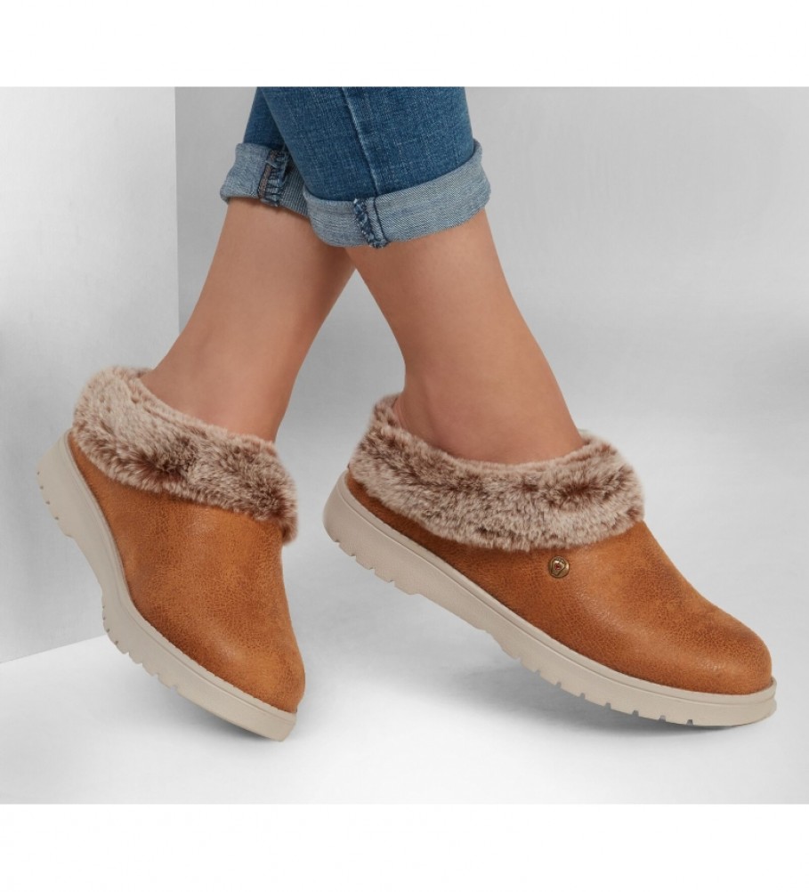 Tênis Skechers Keepsake 3.0 Indoor Remix, Marrom