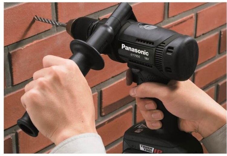 Boormachine - Lithium-ion - IP56 - Variabel Toerental - Snelspanboorhouder