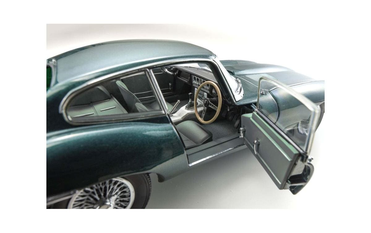 Jaguar Type-E 3.8L Coupe MK1 1961 Dunkelgrün, 1:18<br>Detailgetreues Modellauto für Sammler im Massstab 1:18