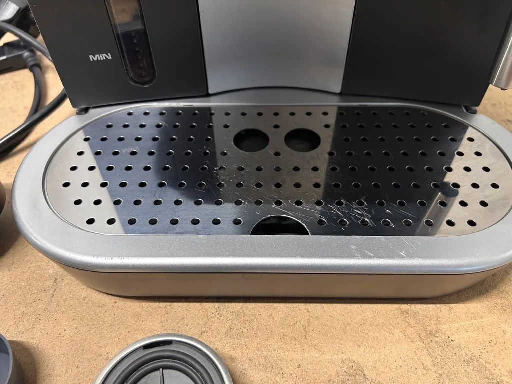 [OUTLET] - Gaggia Carezza Deluxe RI8525 - Kaffemaskine med capuccinatore - 15 bar - blæksort