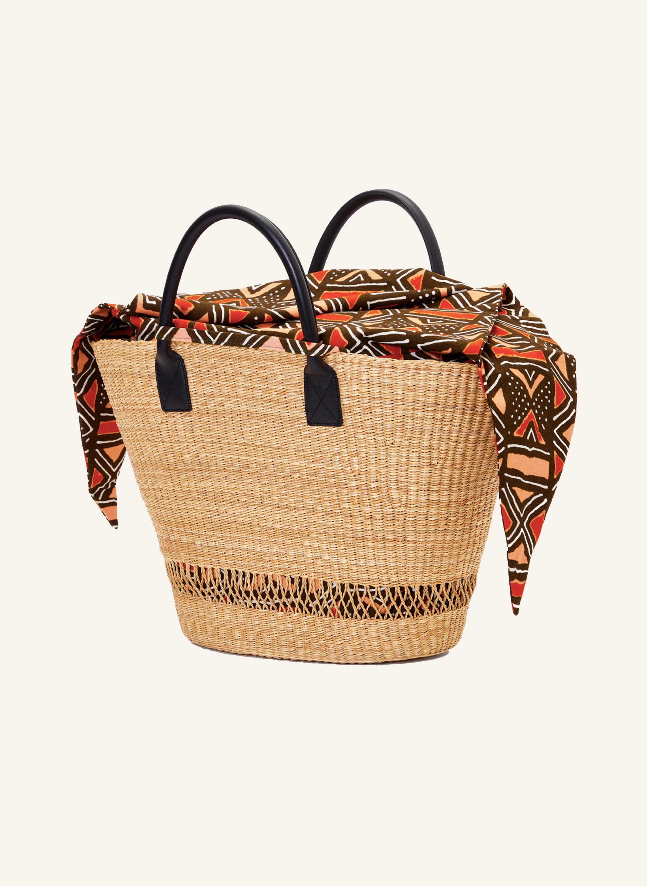 SUSU ACCRA Shopper EFIA WINDOW