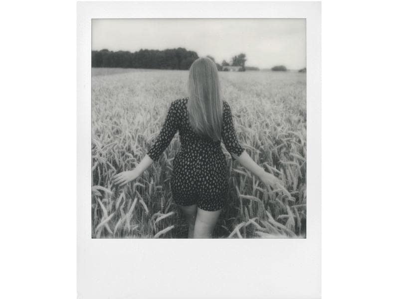 Polaroid Sofortbildfilm B&W 600 – 8 Sofortbilder 8x schwarz-weiss Fotos für Ihre Retro Sofortbildkamera