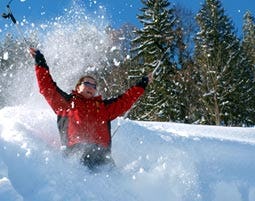 Schneeschuhwandern im Allgäu als originelle Geschenkidee
