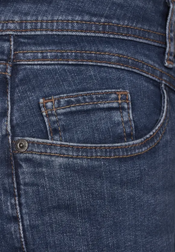 Casual Fit Jeans - used indigo wash