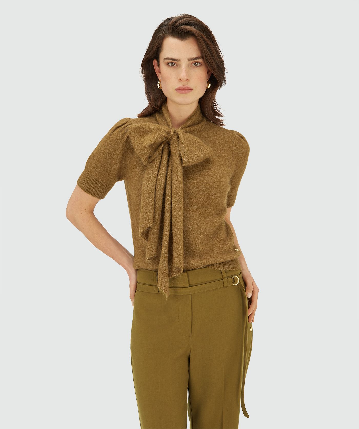JV-BEATRICE fitted top met merinowol - olive green melange