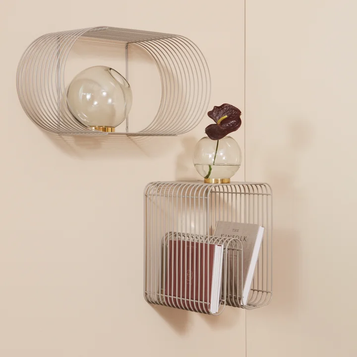 AYTM - Curva Hocker, amber