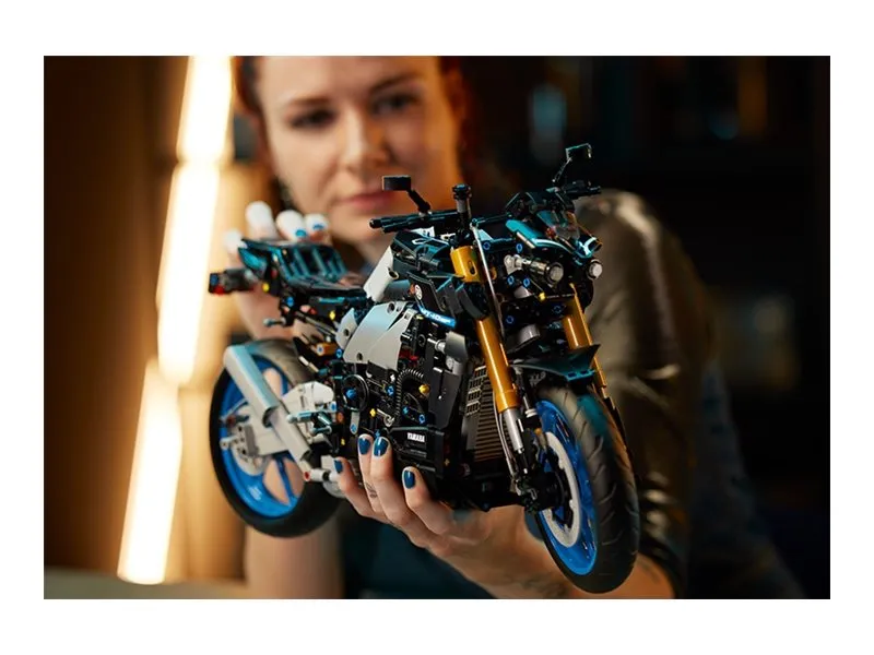 LEGO Technic 42159 Yamaha MT-10 SP