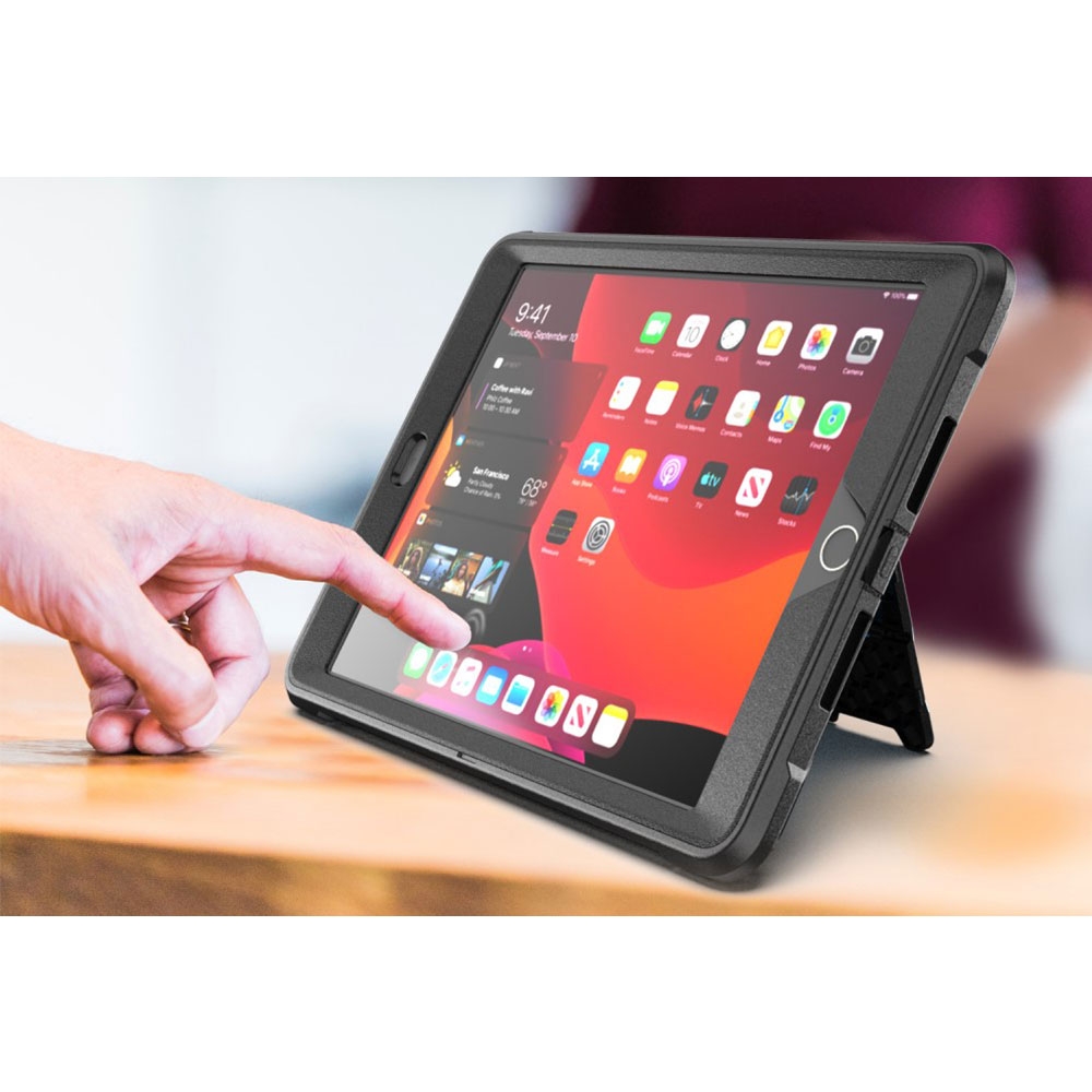 iPad 10.2