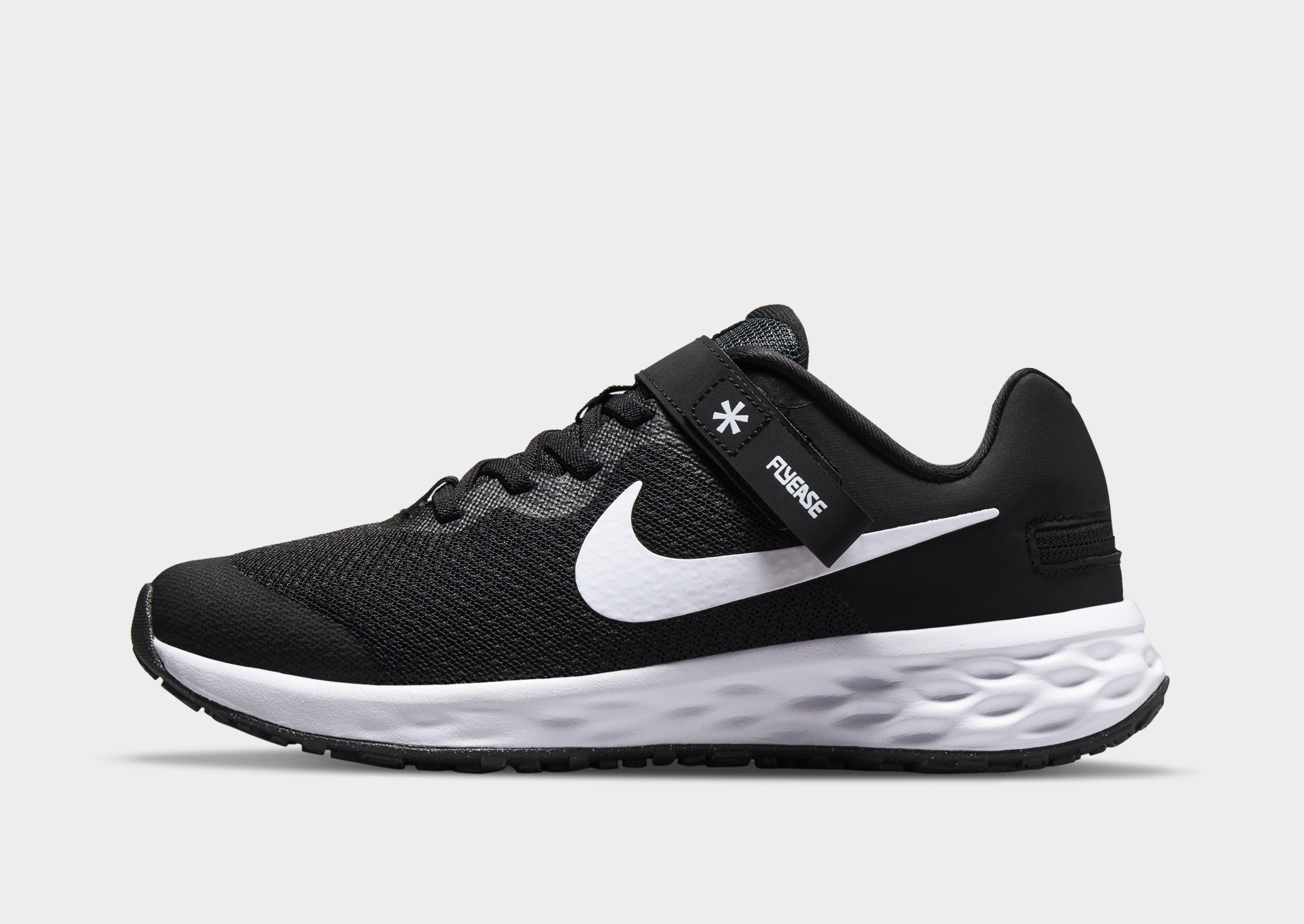 Nike NIKE REVOLUTION 6