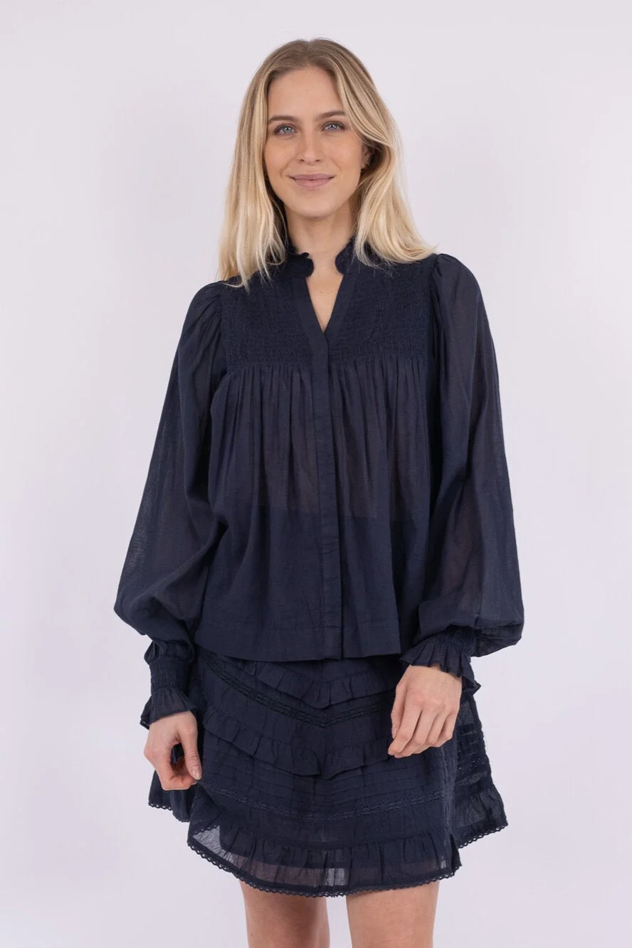 Neo Noir  Jill S Voile bluse - mørkeblå