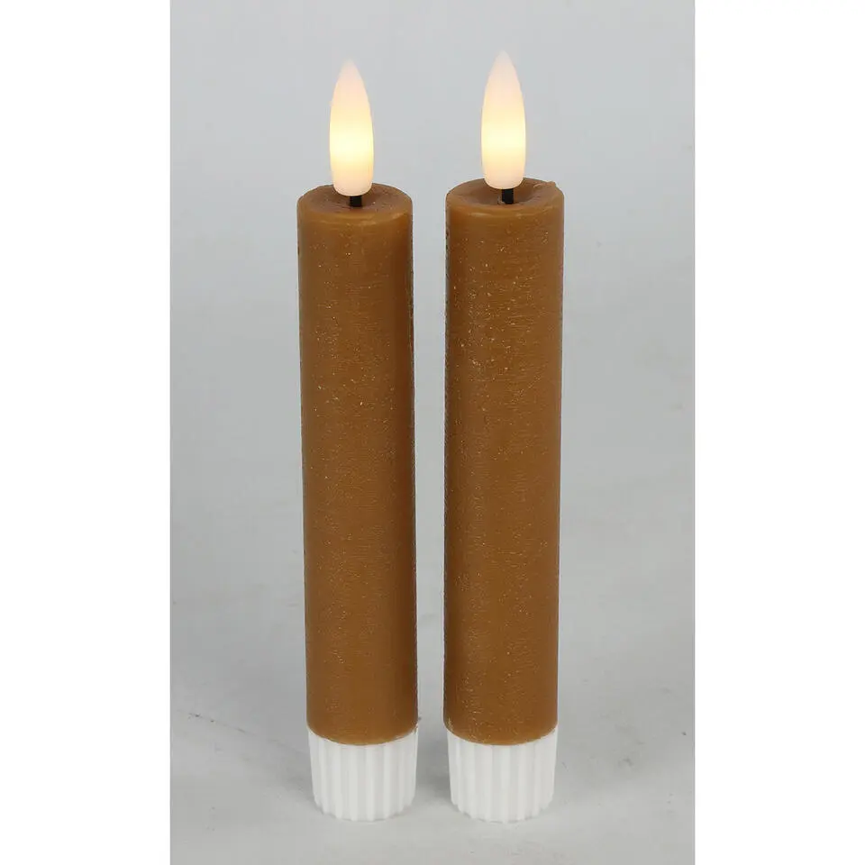 Countryfield Led kaarsen/dinerkaarsen - 2x - cognac bruin - 15 cm