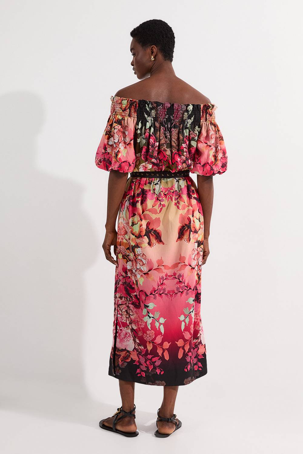 KarenMillen Voile Robe Mi-Longue Bardot à Motifs Floraux Miroités Tissés