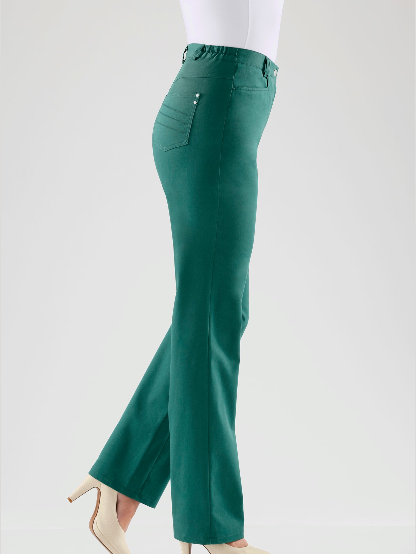 Pantalon coupe droite traitement nano