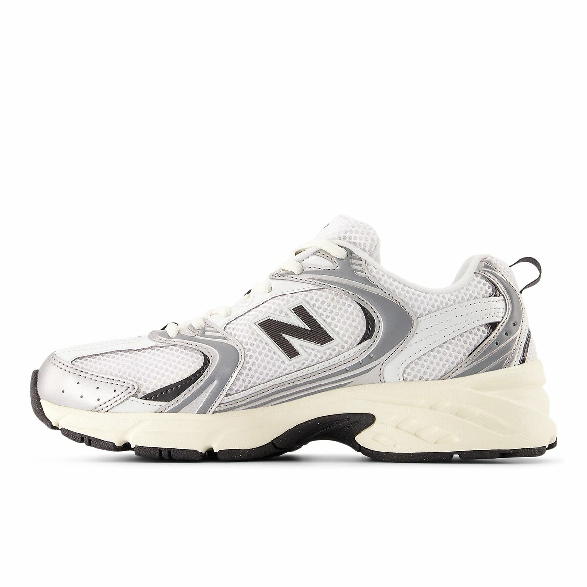 NEW BALANCE<br>Tênis 530