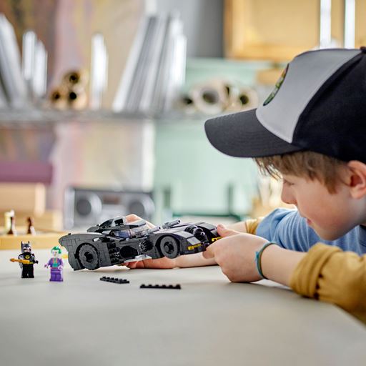 LEGO Super Heroes Batmobile: Batmans Jagt På Jokeren - 76224