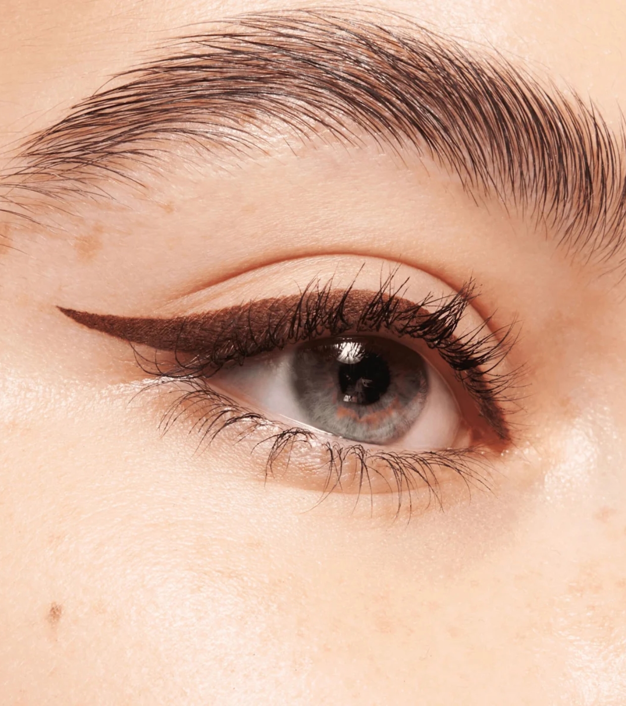 essence - Delineador em gel Stay & Play Waterproof - 02: Brown