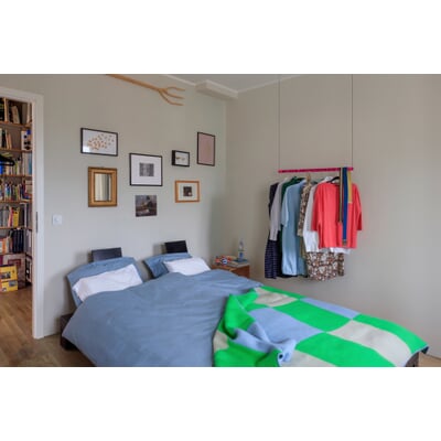 Garderobe Karla Crudo