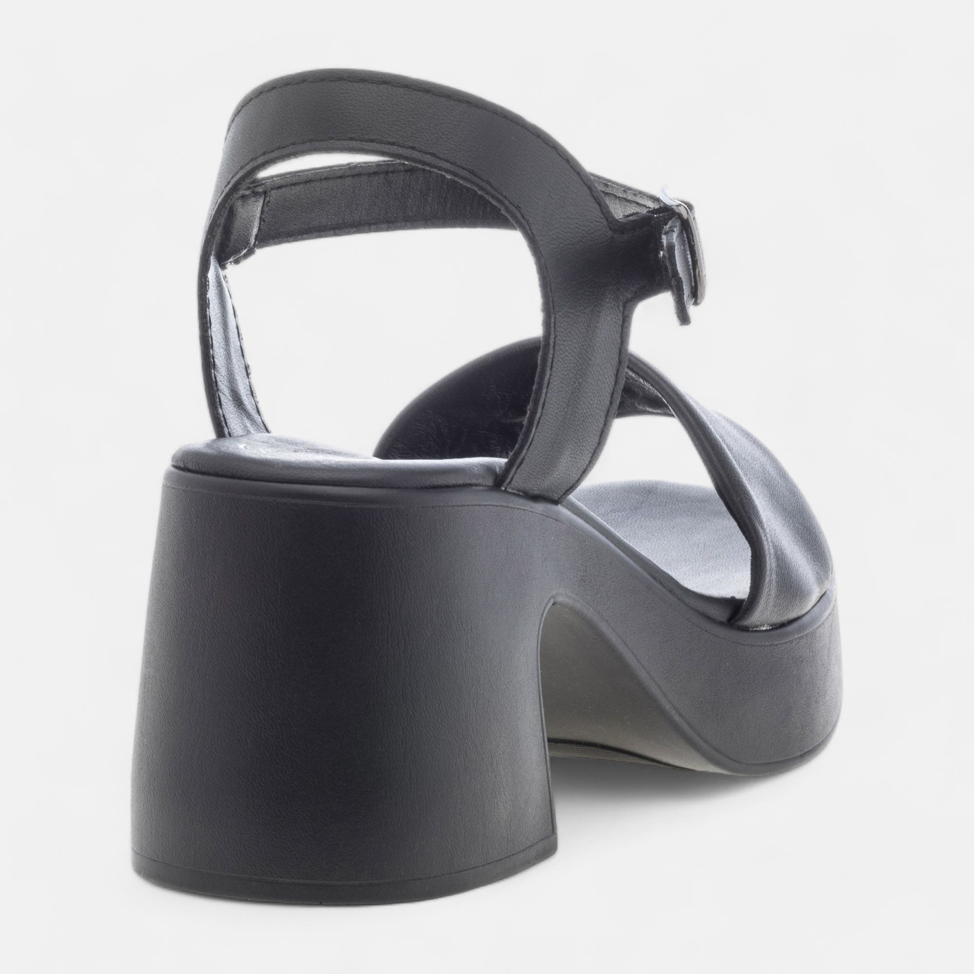 Sandales à talon Femme en cuir noir