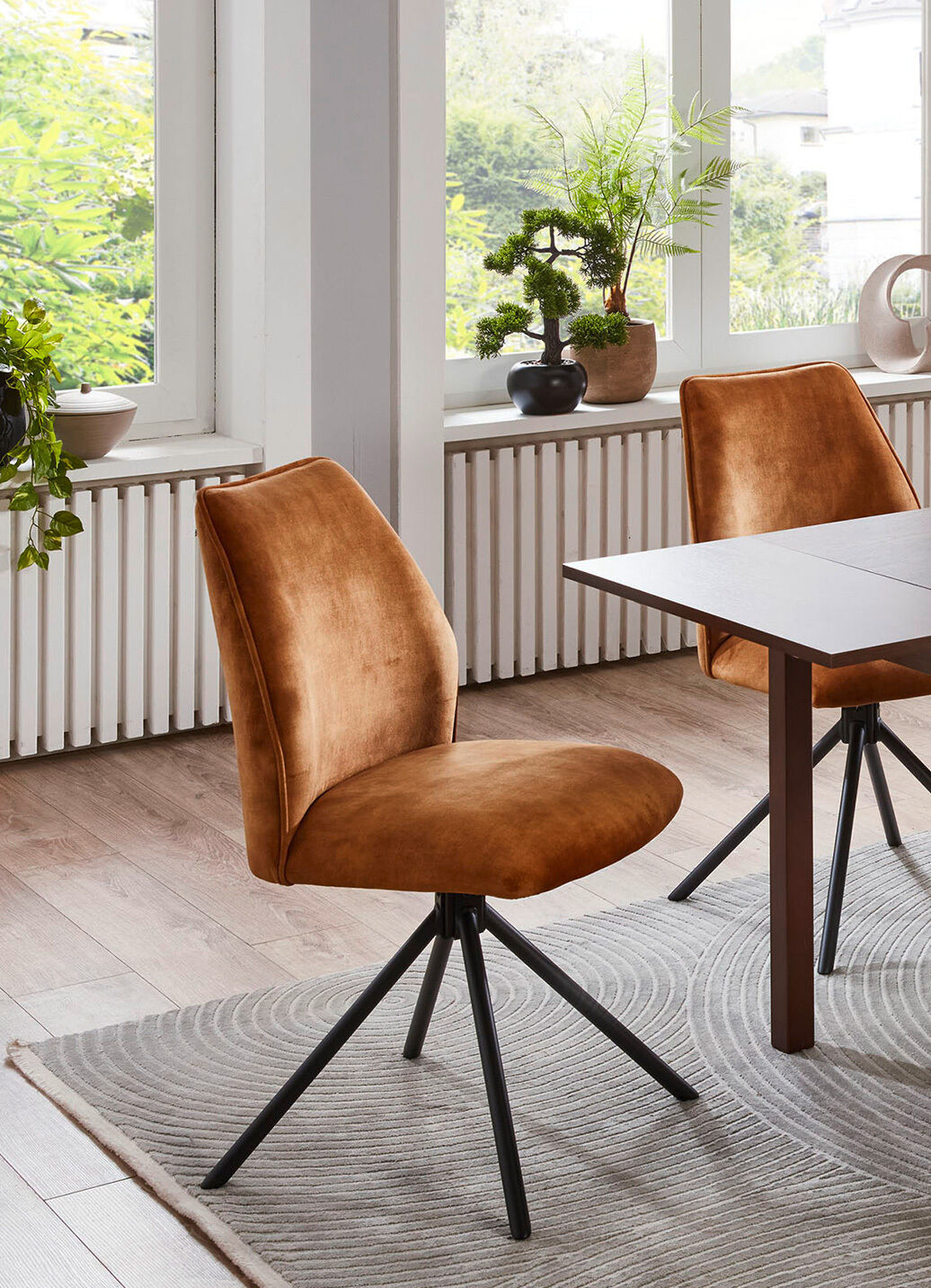 Moderne Stühle, 2er-Set