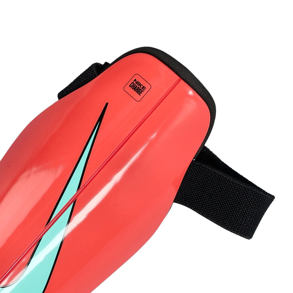 Caneleira Nike Charge Guard Criança
