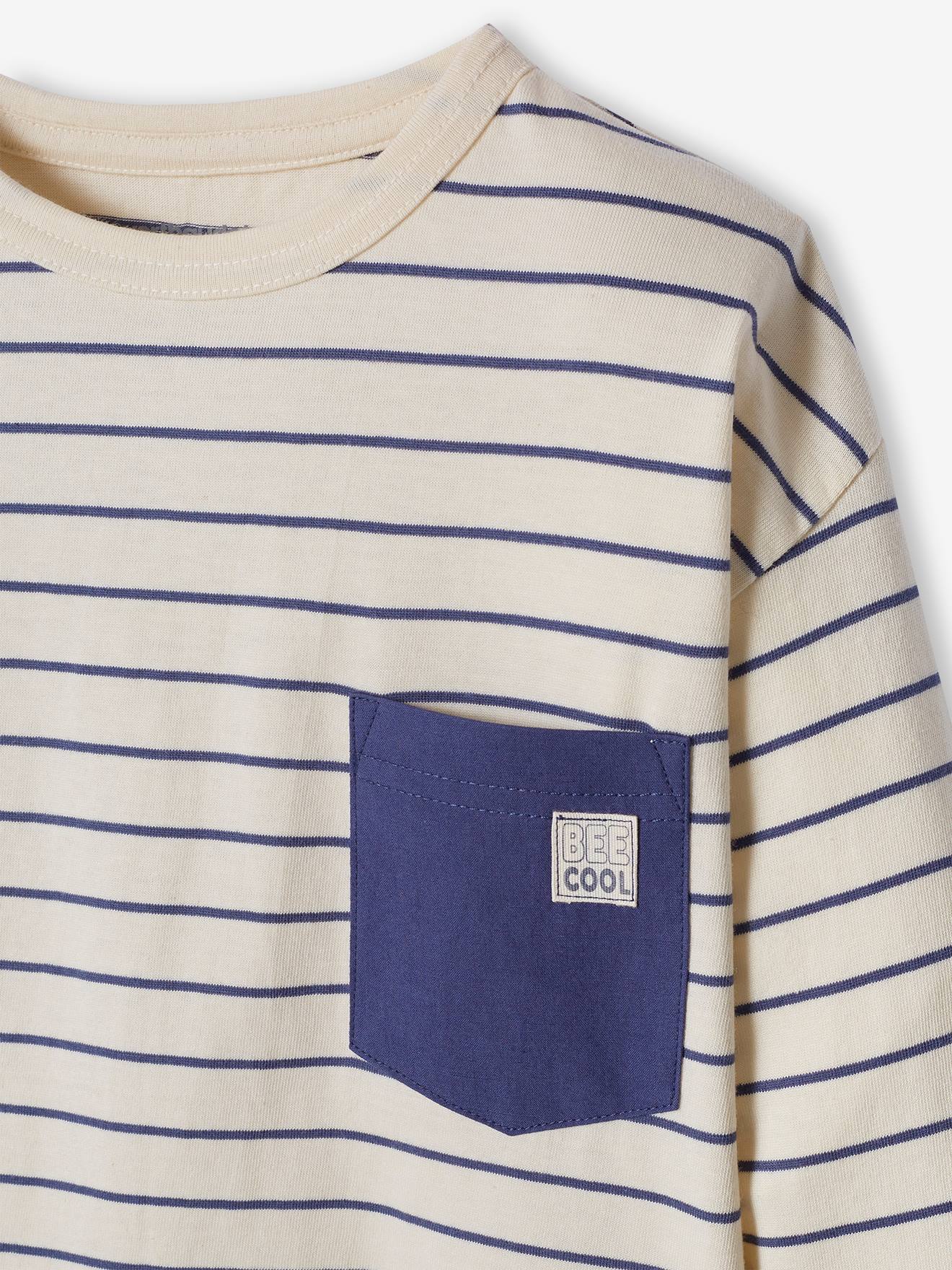 Camiseta branca listrada com bolso decorativo para meninos