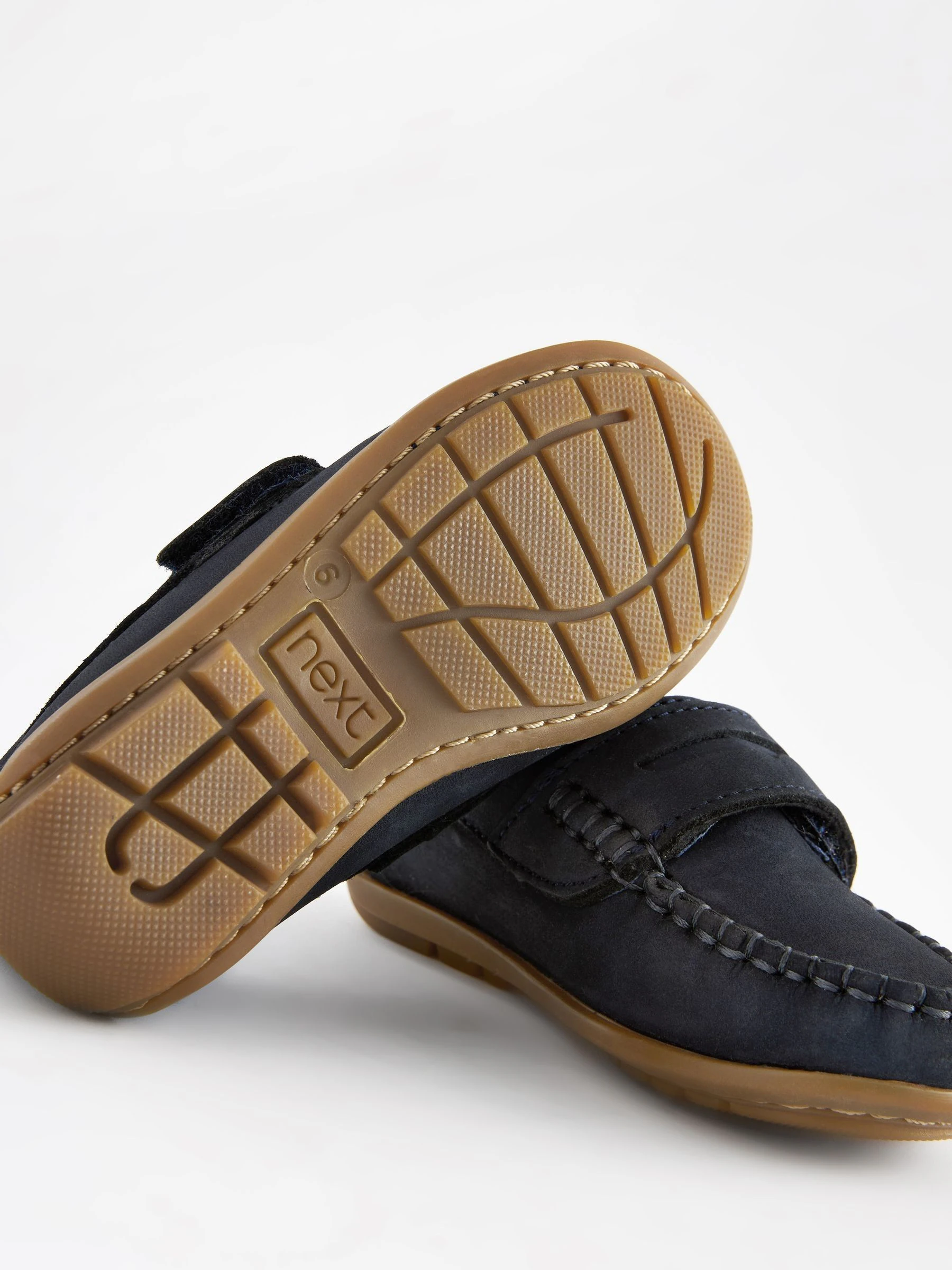 Marineblauw - Leren pennyloafers met klittenbandsluiting