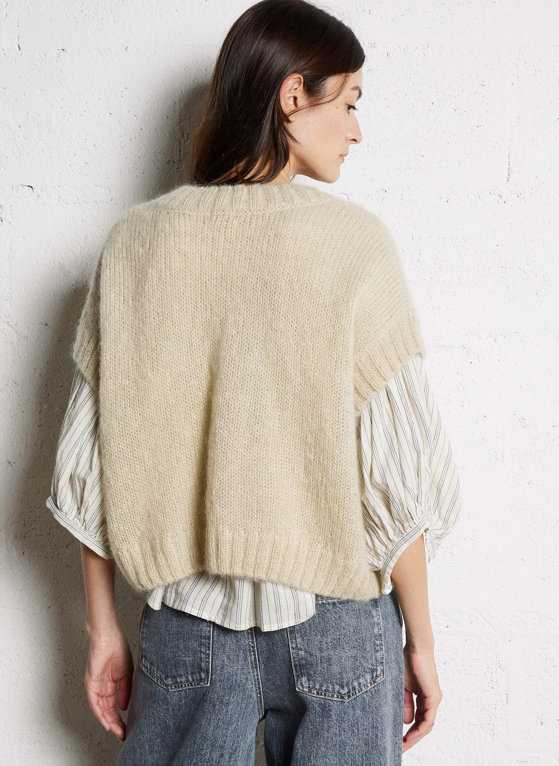 ABEVY - Pull col V sans manches | Marron