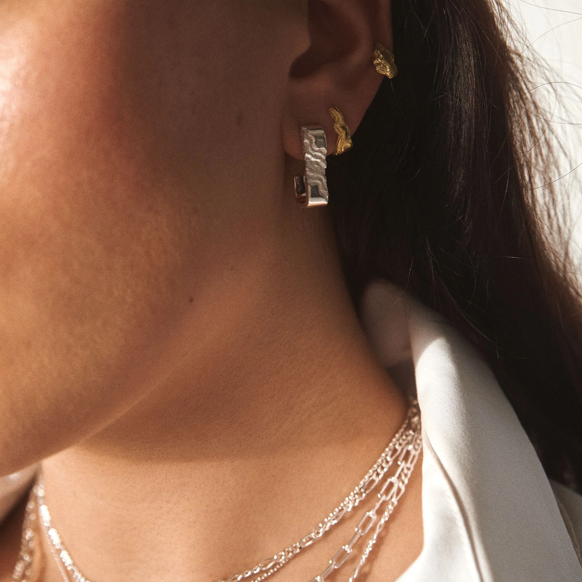 Camille Brinch  Blurry Layers hoops, lille - forgyldt