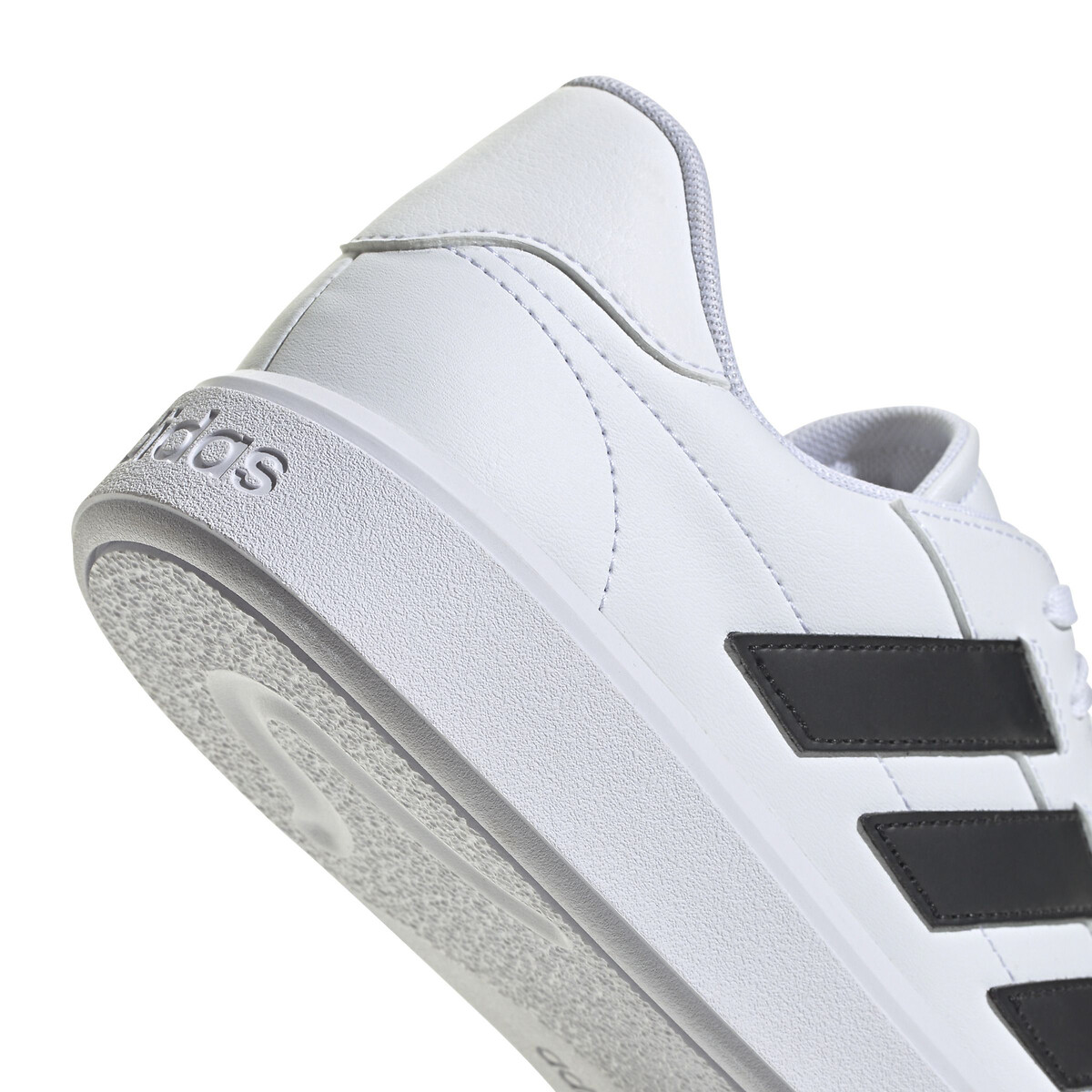 ADIDAS ROUPAS ESPORTIVAS<br>Tênis Courtblock