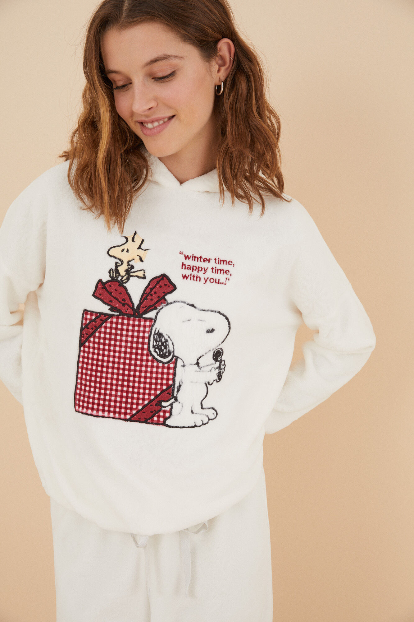 Pijama de lã polar branco do Snoopy