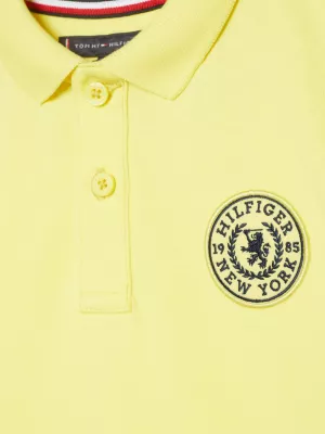 Polo Varsity Logo de Corte Regular