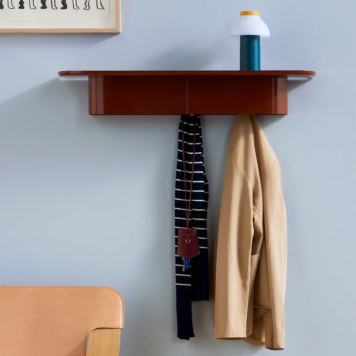HAY - Korpus Wandregal mit Kleiderhaken, L, brick red