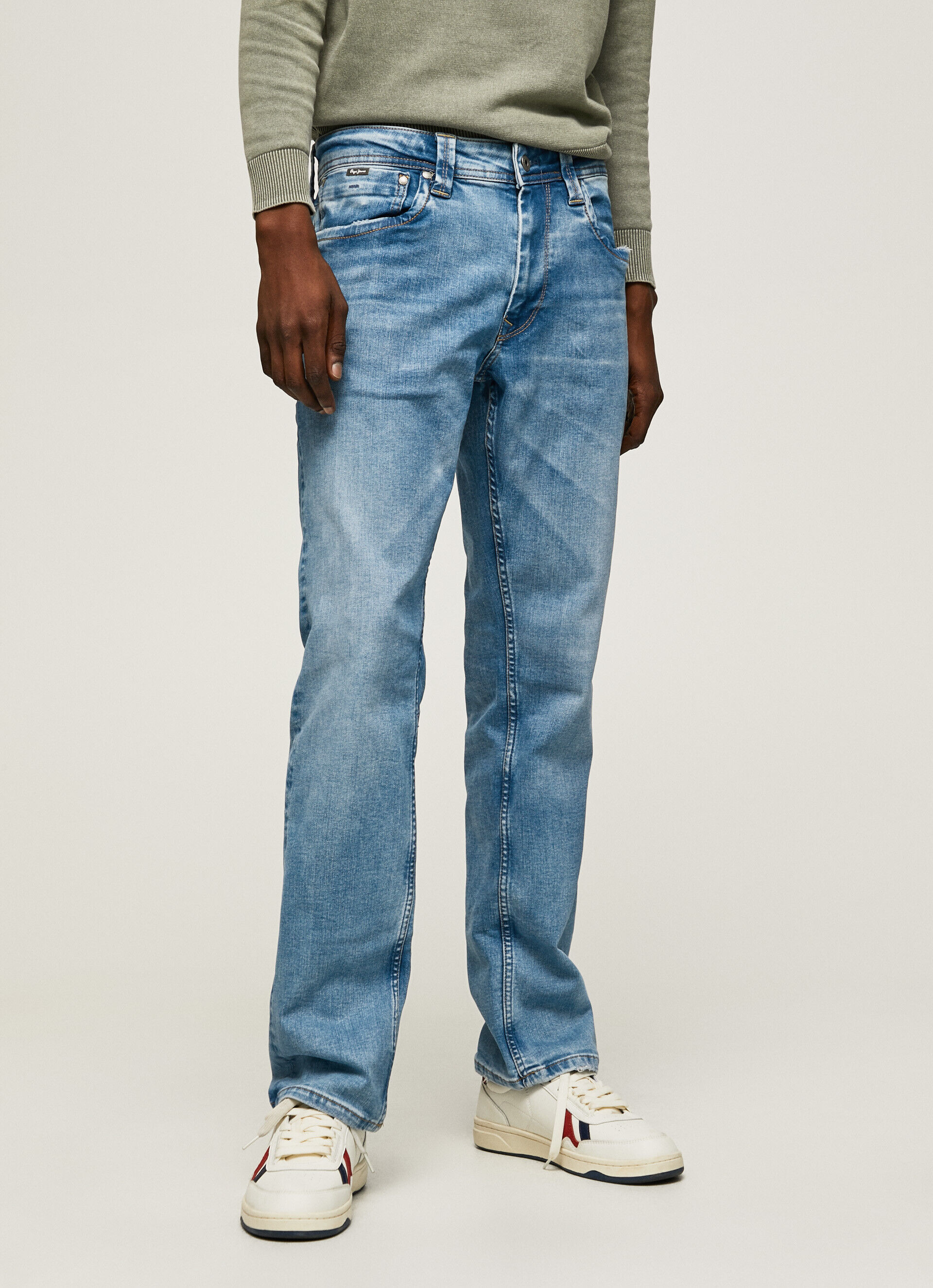 Calça jeans com modelagem Cash Fit e cintura regular - jeans