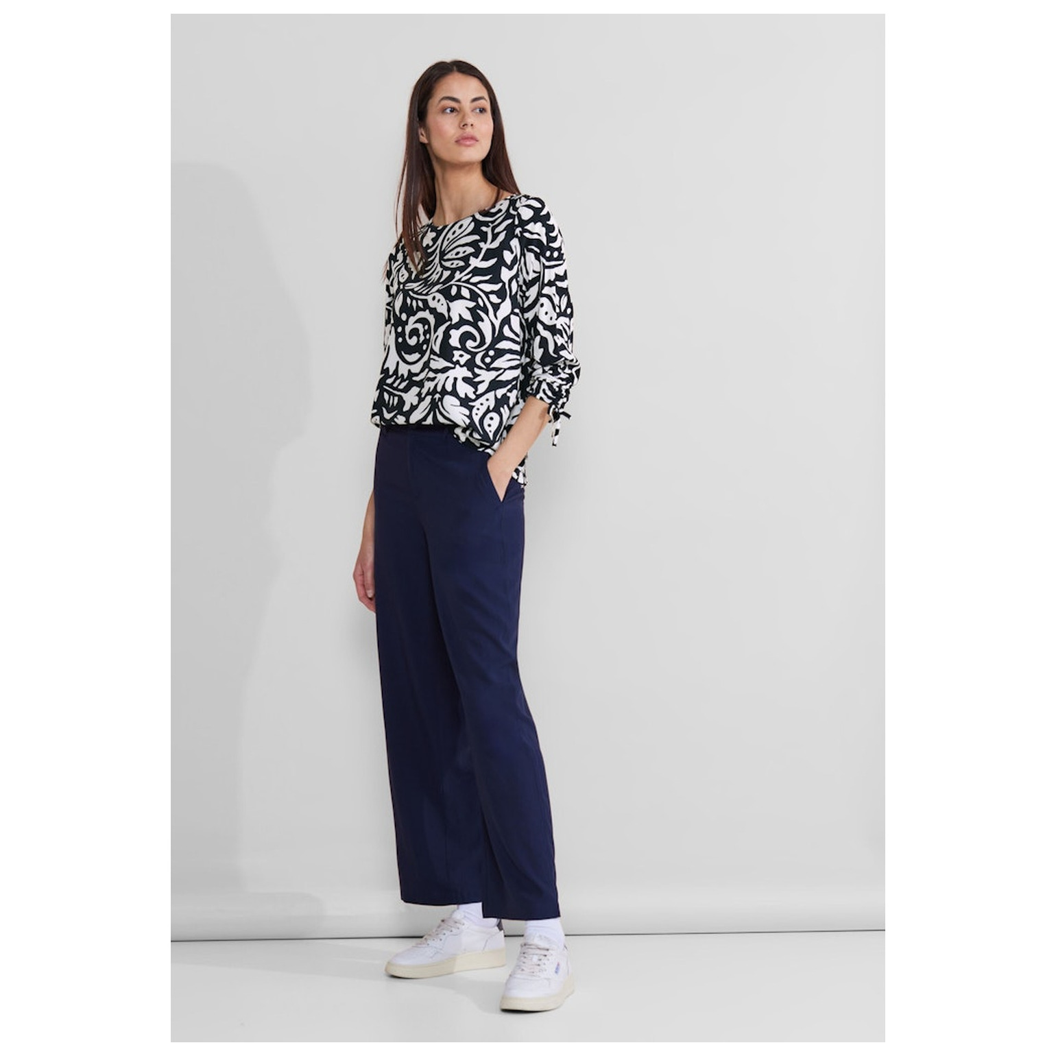 Street One Roundneck blouse w gathered sl