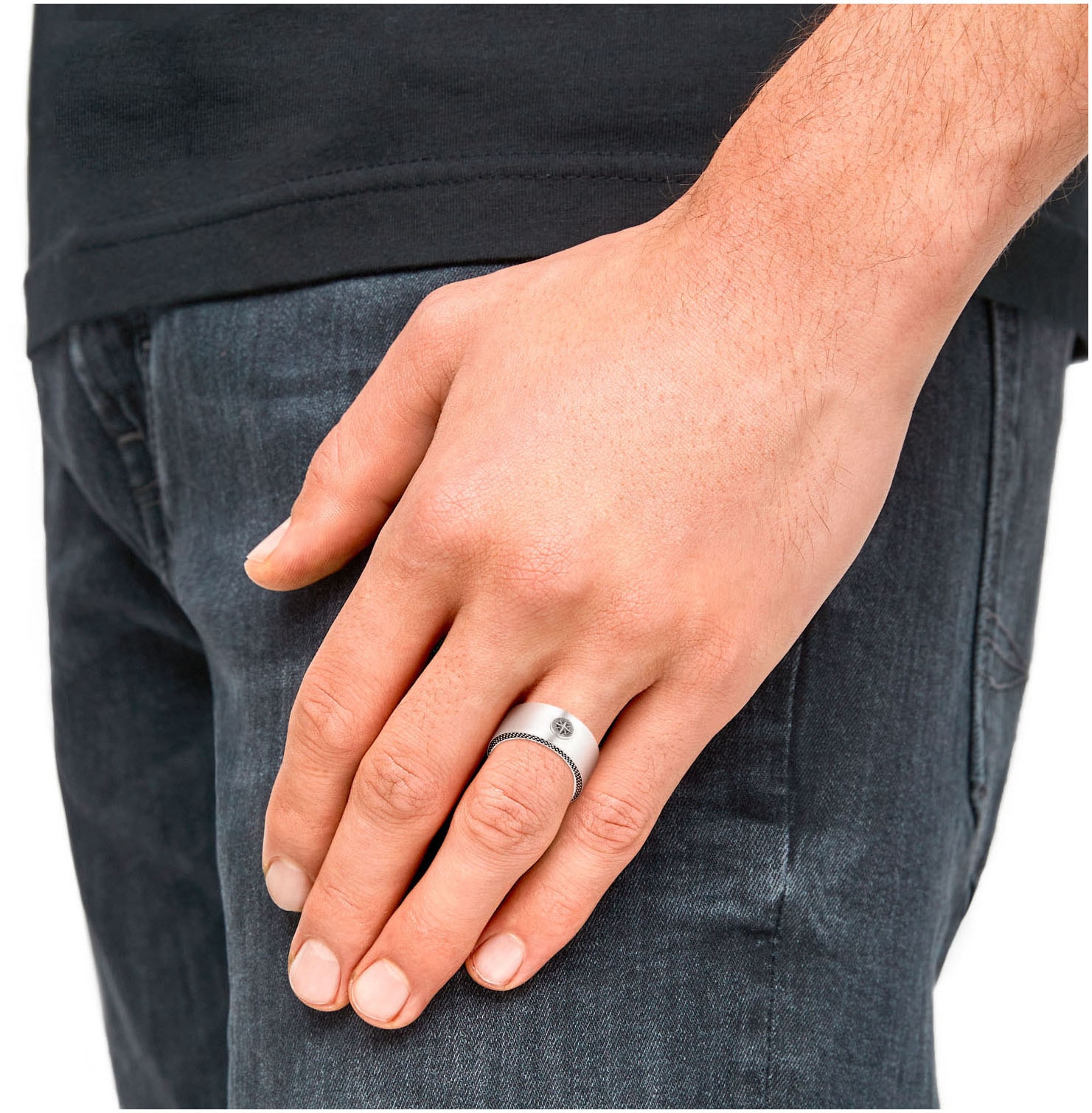 s.Oliver Fingerring »Kompass-Motiv«