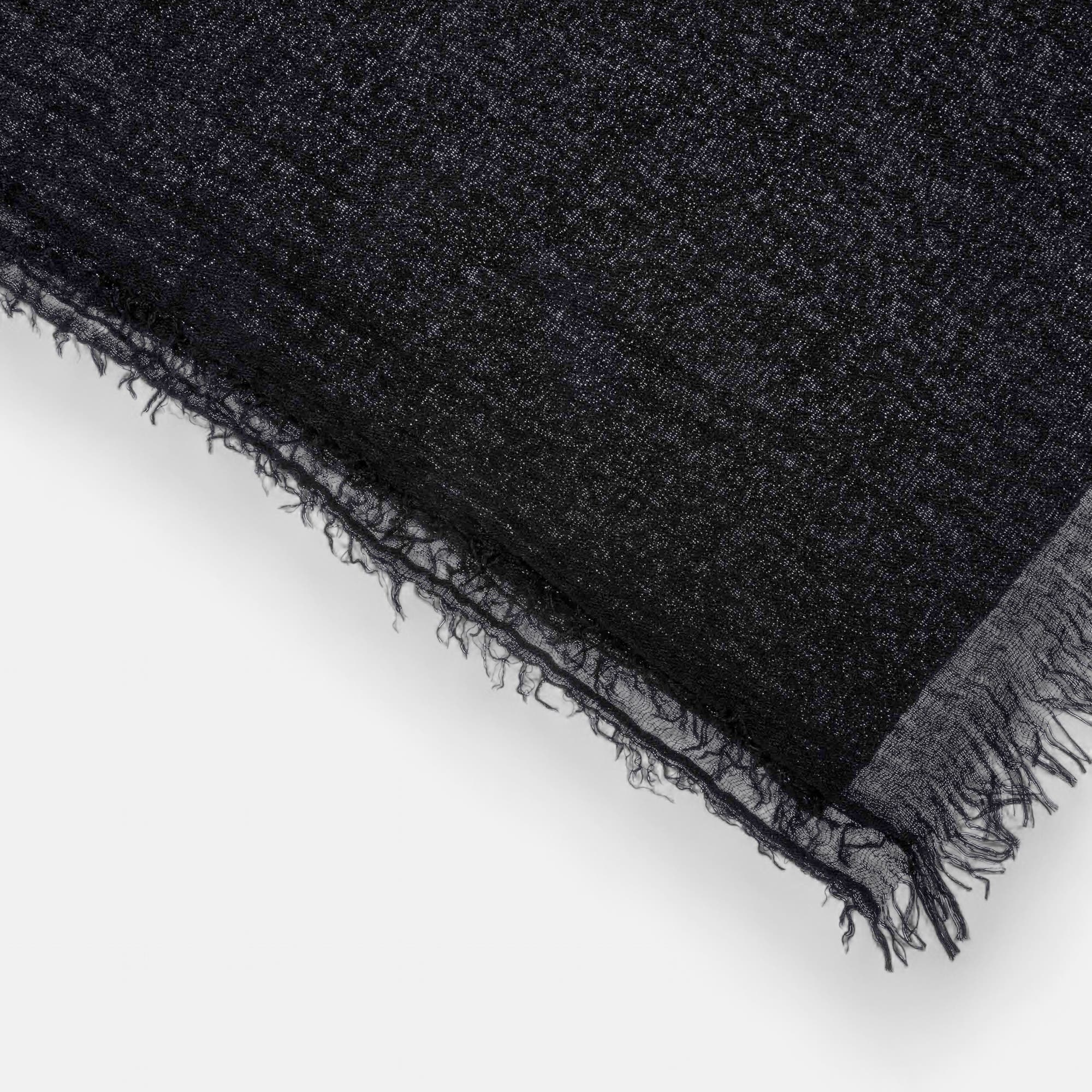 Foulard noir