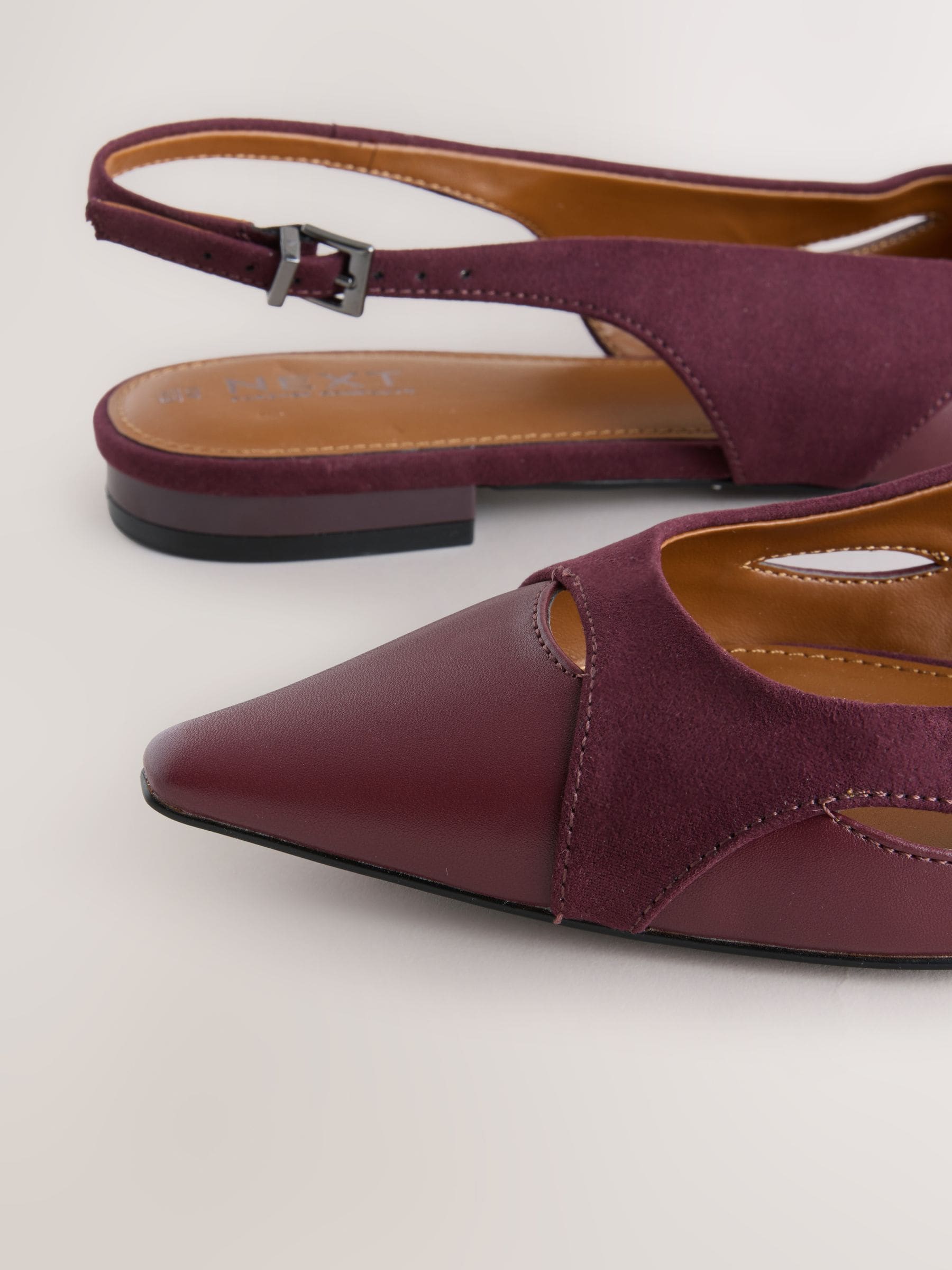 Bordeauxrood - Pointed Toe Slingback Shoes