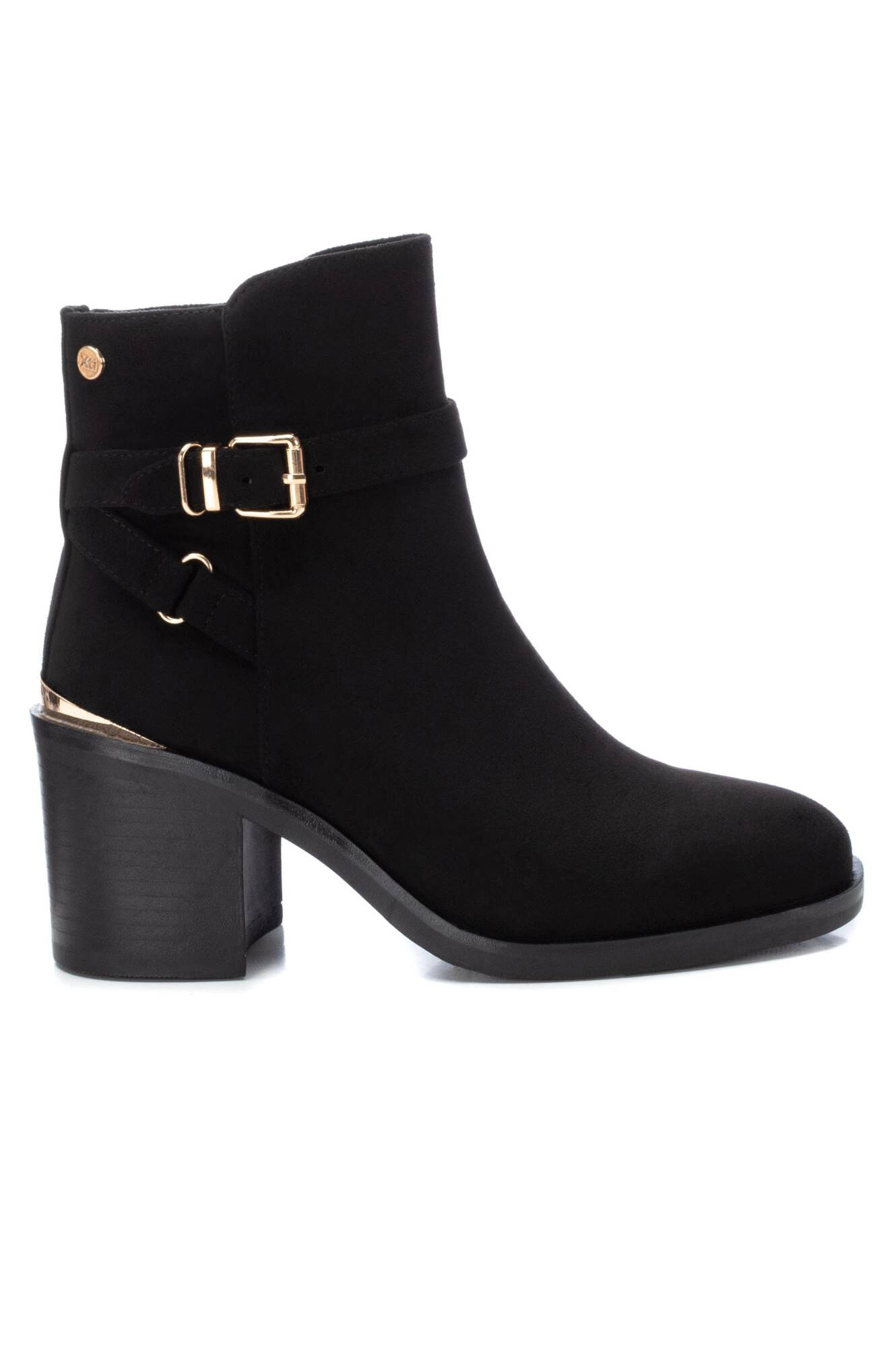 Botas de tornozelo femininas em camurça preta