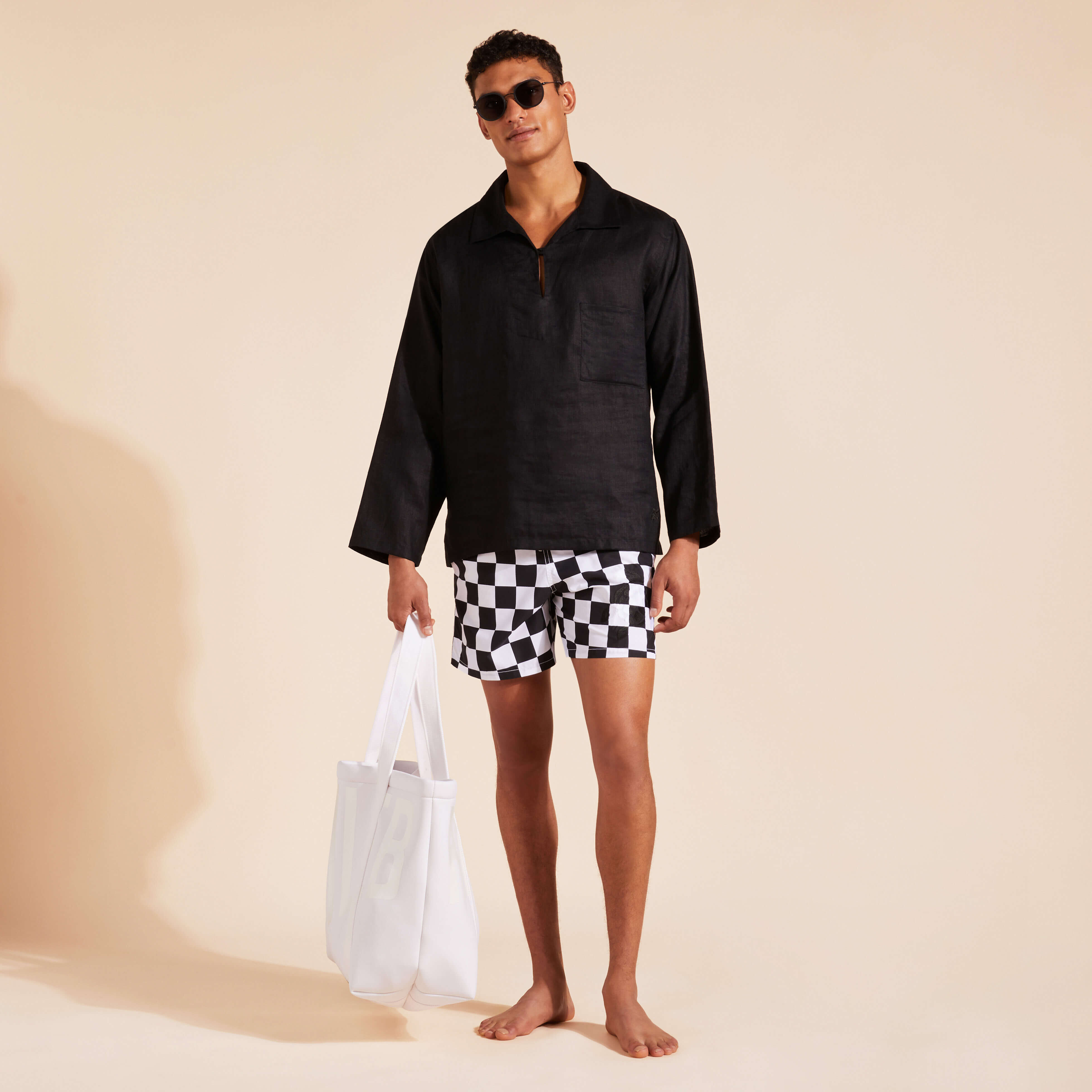 Look Noir et Blanc | Maillot de Bain Homme Vilebrequin
