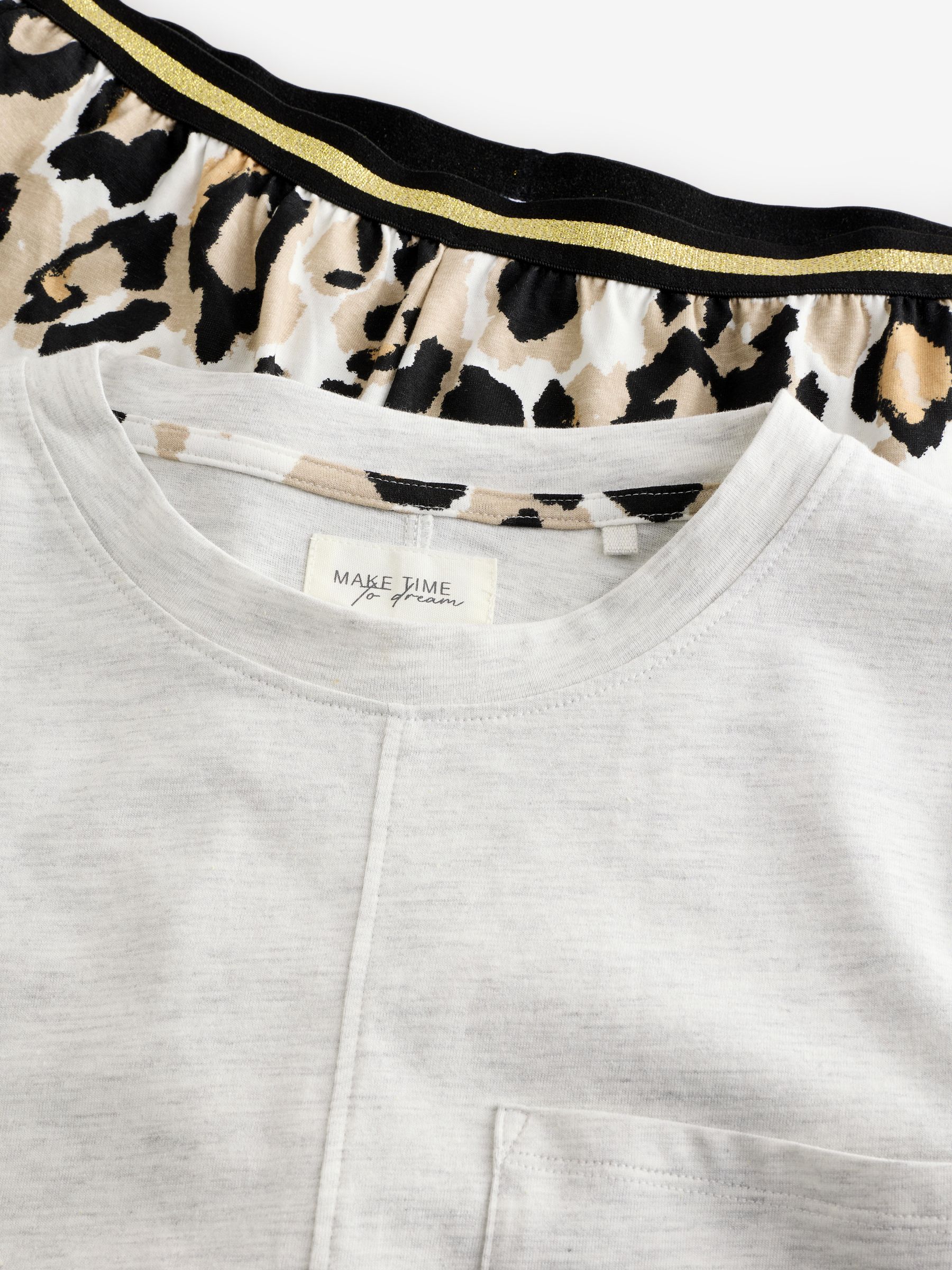 Crème met luipaardprint - Pyjama met korte mouwen