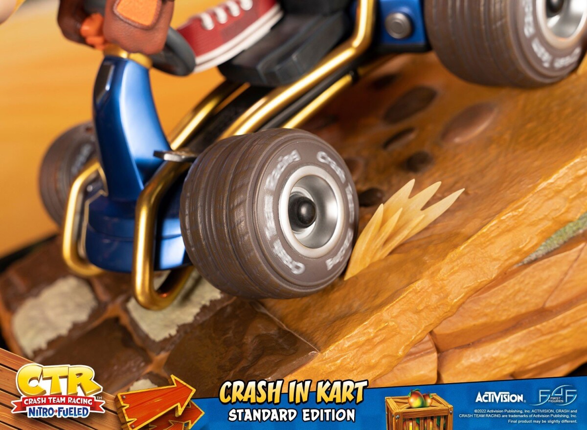 Crash Team Racing Nitro-Fueled - Crash In Kart - Crash Bandicoot - Resin Figur - 29 CM