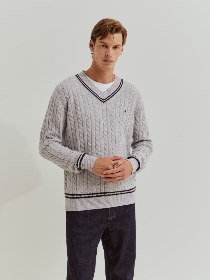 Pullover de malha entrançada com lã