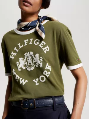 Camiseta Varsity com Logo Flocado
