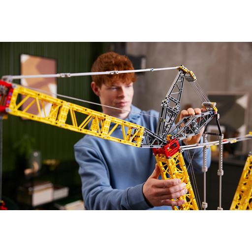 LEGO Technic Liebherr LR 13000 Bæltekran - 42146
