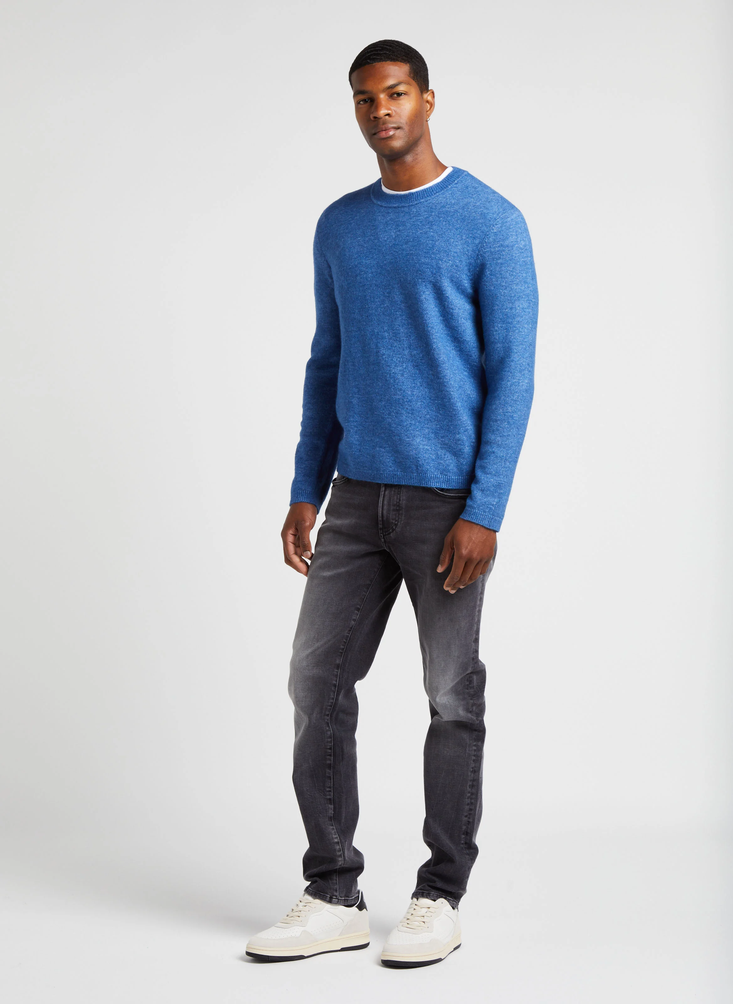 Pull col rond en maille duveteuse| Bleu