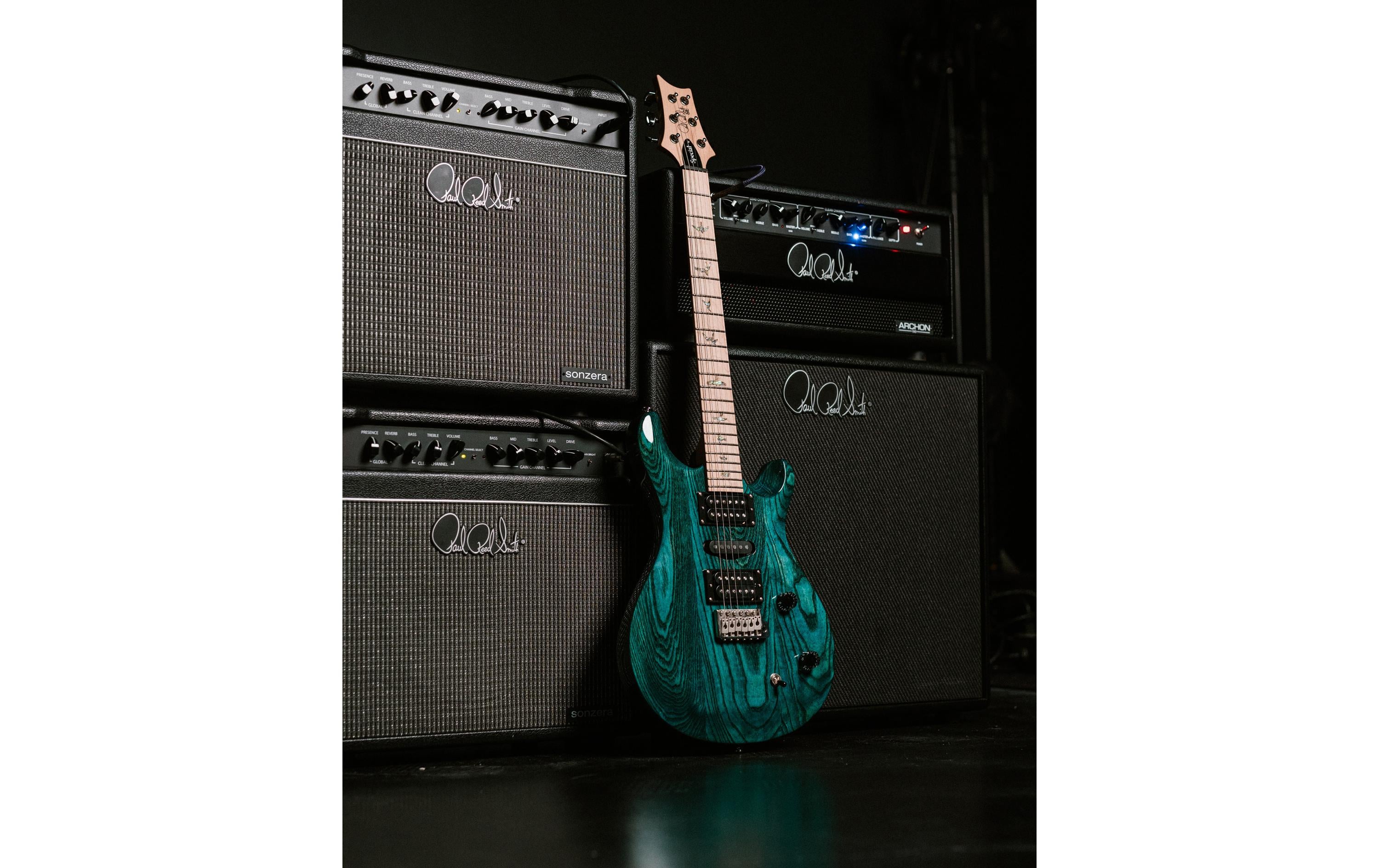 E-Gitarre SE Swamp Ash Special Iri Blue<br>Frisches Gesicht und vielseitige Stimme